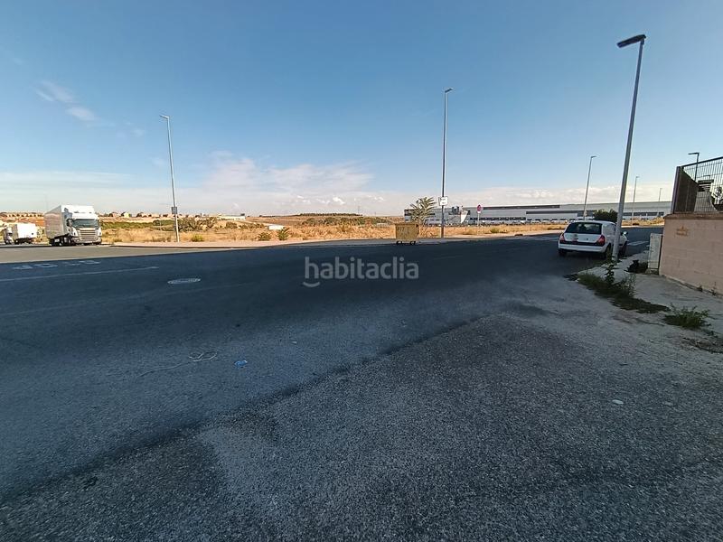 Foto 5b6c7a79-90dd-4d1e-9d04-af8c2e35a274. Industrial building in Estación-Cruz Roja Illescas