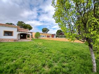 House in La Dehesa de Moratalaz