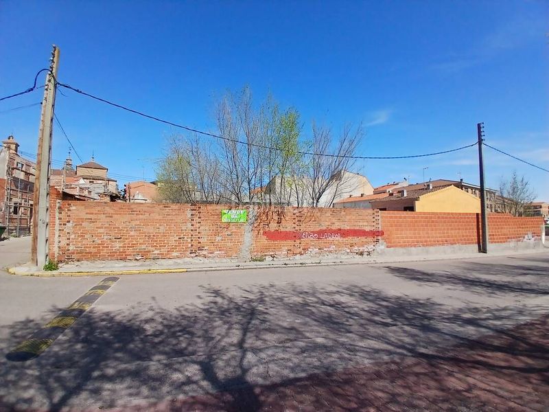 Foto dd0c06f6-4edd-4f1e-a217-7d68dec71376. Terreny residencial a Yuncos