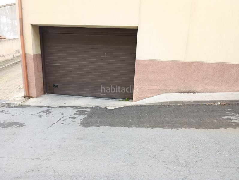 Foto 0e5b90d9-92ee-4aaa-be2d-501b2157c2a5. Aparcament cotxe a Esquivias