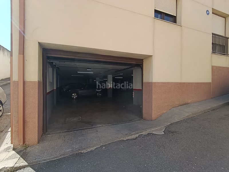 Foto 3e9b61ec-7880-47f9-b886-090f3f04d50d. Aparcament cotxe a Esquivias