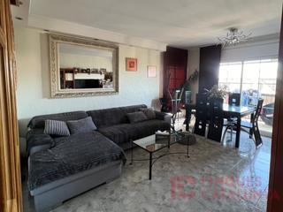 Apartament a Sant Narcis. Pis amb pàrquing a sant narcís