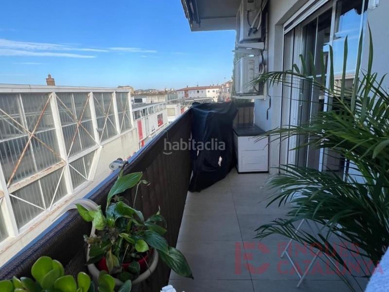 Foto 23e14596-8b6c-4a03-b44b-36d3348ddcc4. Apartament amb aparcament a Sant Narcis Girona