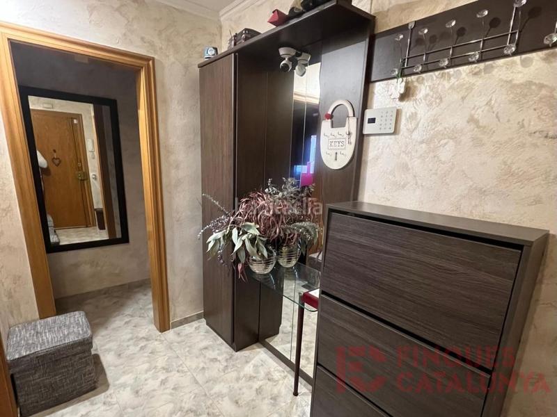 Foto 41bd1238-5daa-4283-9142-f633527783cb. Apartament amb aparcament a Sant Narcis Girona