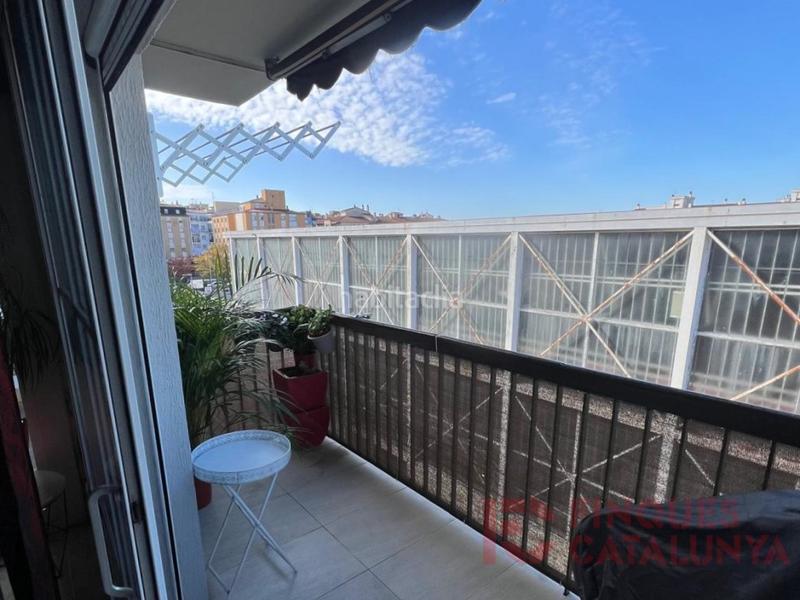 Foto f11db029-25f8-4bec-afa7-cf76f30e3277. Apartament amb aparcament a Sant Narcis Girona