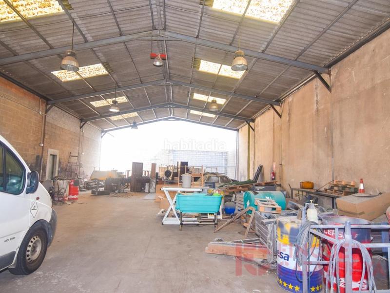 Foto 98bbb563-f174-41fe-8677-448273aa0277. Bâtiment à usage industriel dans Barri dels Escriptors Salt