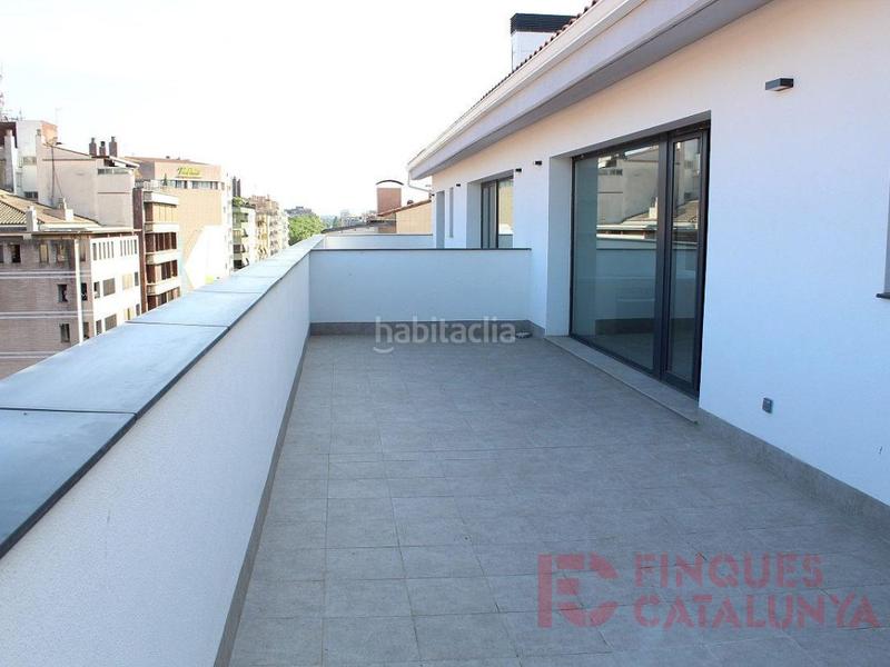 Foto e370d632-2594-4770-8e22-1615560fe1b0. Flat with parking in Eixample Nord Girona
