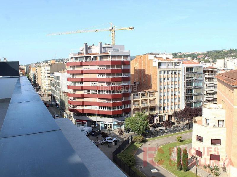 Foto e749f90b-154e-4561-9e80-fc3b3d736deb. Flat with parking in Eixample Nord Girona