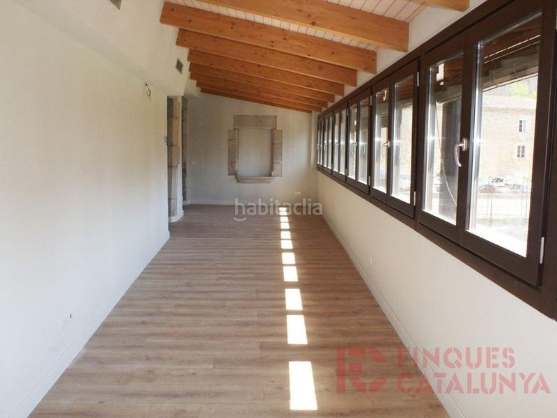 Foto 5283353c-4192-45aa-82a0-d5348b578b00. Pis amb aparcament a Centre-Barri Vell Girona