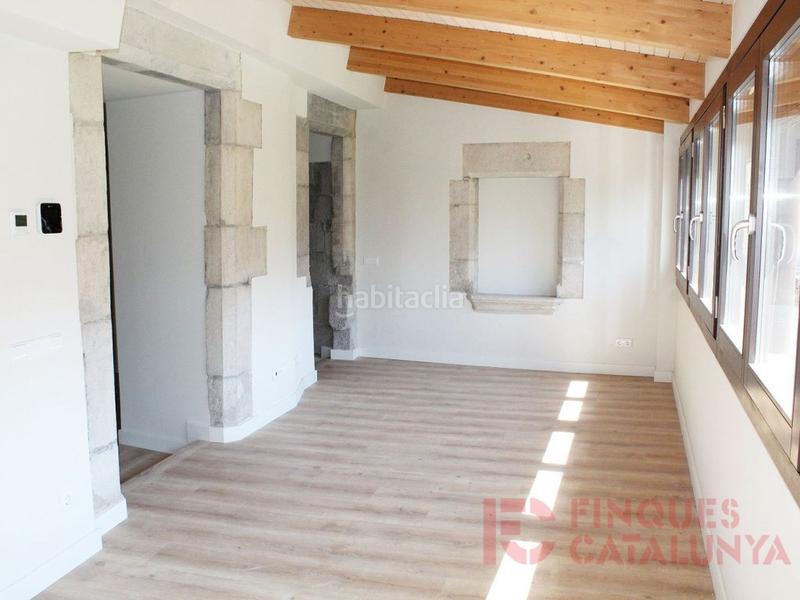 Foto 5b5f07c3-f270-479b-8938-874b2c3ce180. Pis amb aparcament a Centre-Barri Vell Girona