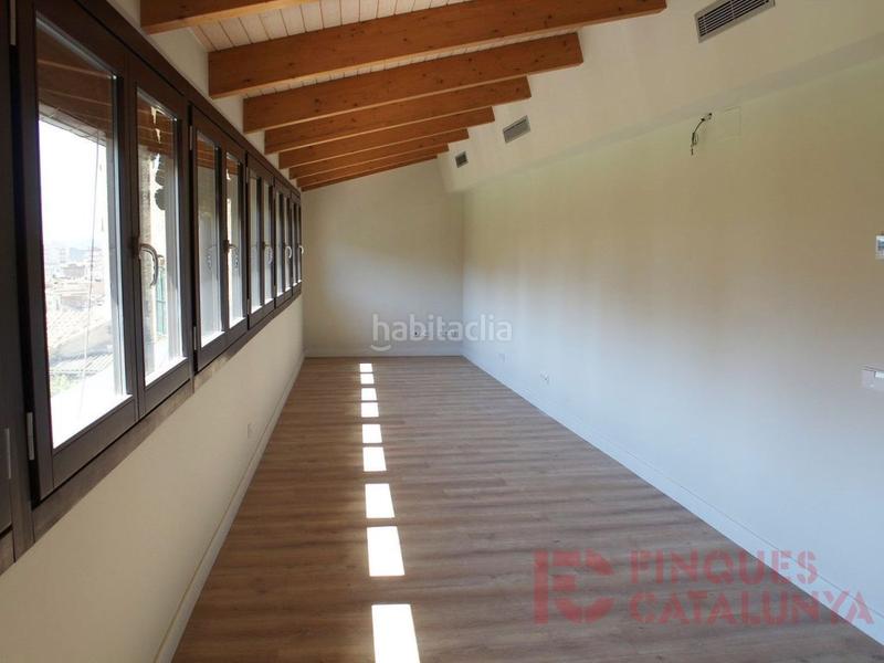 Foto 5ddeb0ca-c64f-49e2-a07f-051017be0af4. Pis amb aparcament a Centre-Barri Vell Girona