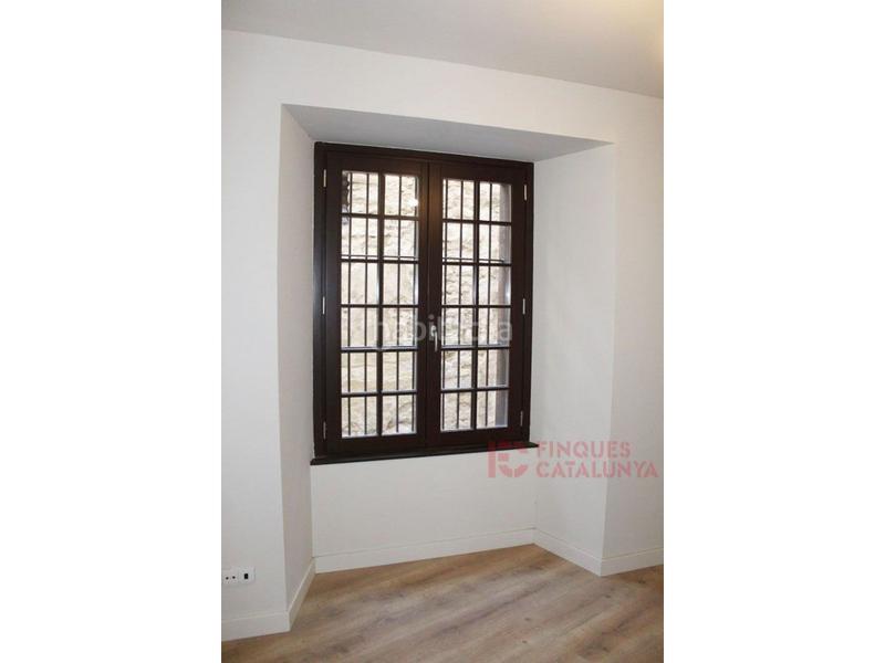 Foto 1a913f28-fd2e-4a72-886f-ee3cc8a06055. Flat with parking in Centre-Barri Vell Girona