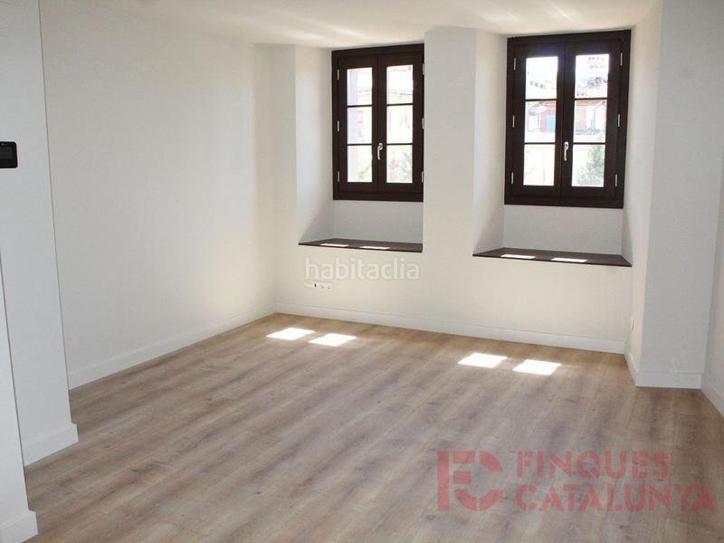 Foto b59179f9-d90b-415b-b1fa-01f0bf435249. Flat with parking in Centre-Barri Vell Girona