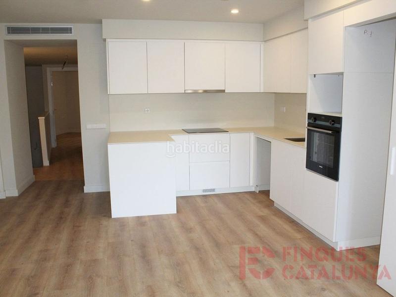 Foto f29baa8f-eebd-4592-bbfc-11707d917dc9. Flat with parking in Centre-Barri Vell Girona