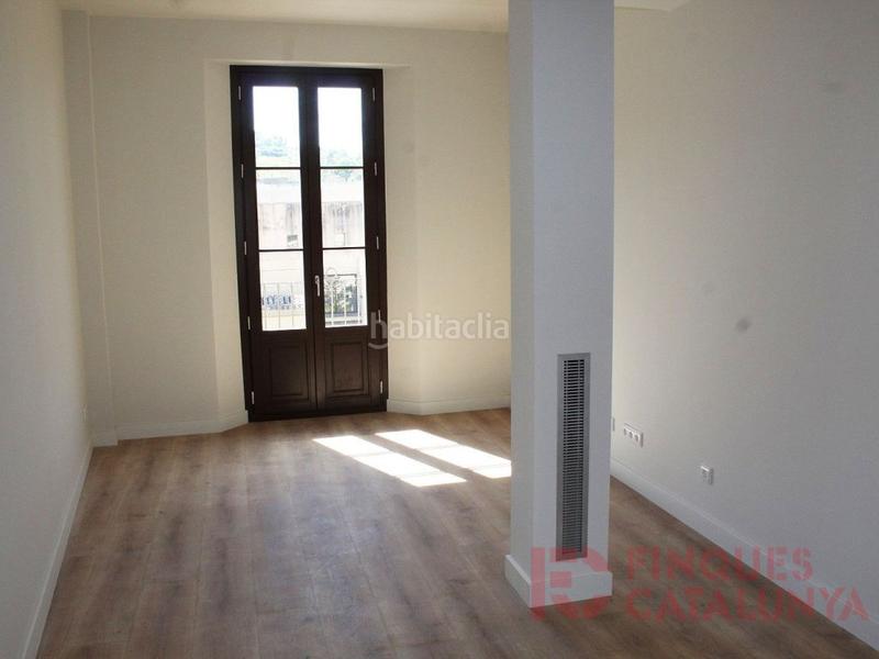 Foto 38fa3407-adfb-46b0-94bf-41f0b37e22ad. Pis amb aparcament a Centre-Barri Vell Girona