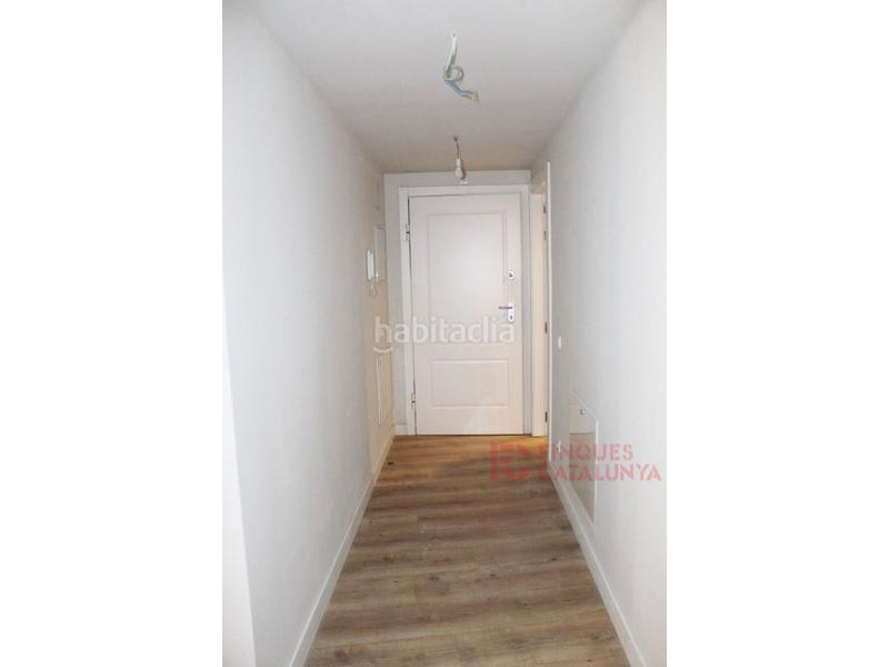Foto b51aa2a7-d859-40ad-bc4e-a46da1c53200. Pis amb aparcament a Centre-Barri Vell Girona