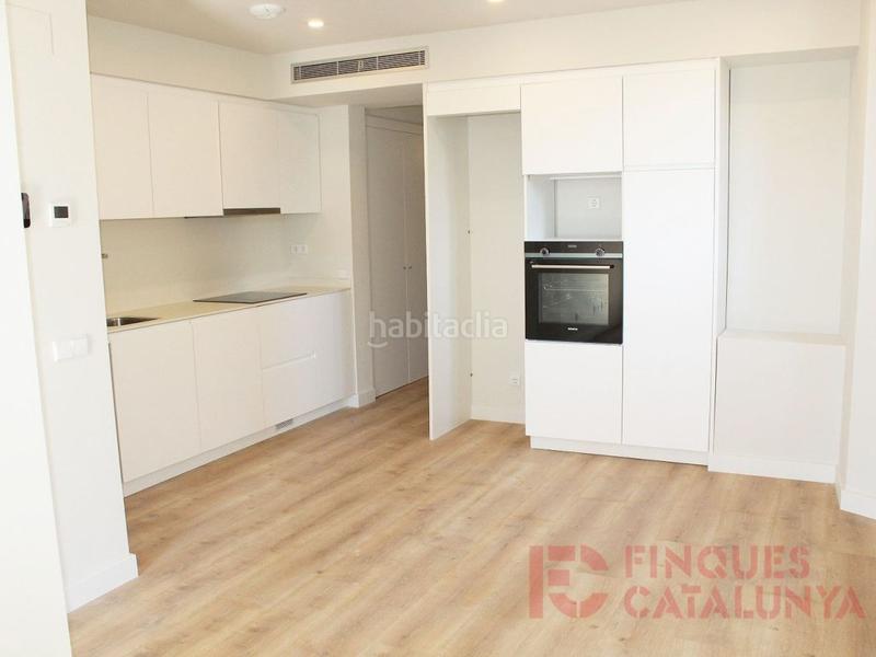 Foto eac10363-e59d-4554-bb9a-d625439cd11b. Pis amb aparcament a Centre-Barri Vell Girona