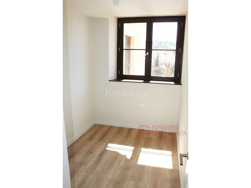 Foto 189b1498-85a4-4f4e-84dc-636ac4c89646. Piso  2 habitaciones venta en Centre-Barri Vell Girona