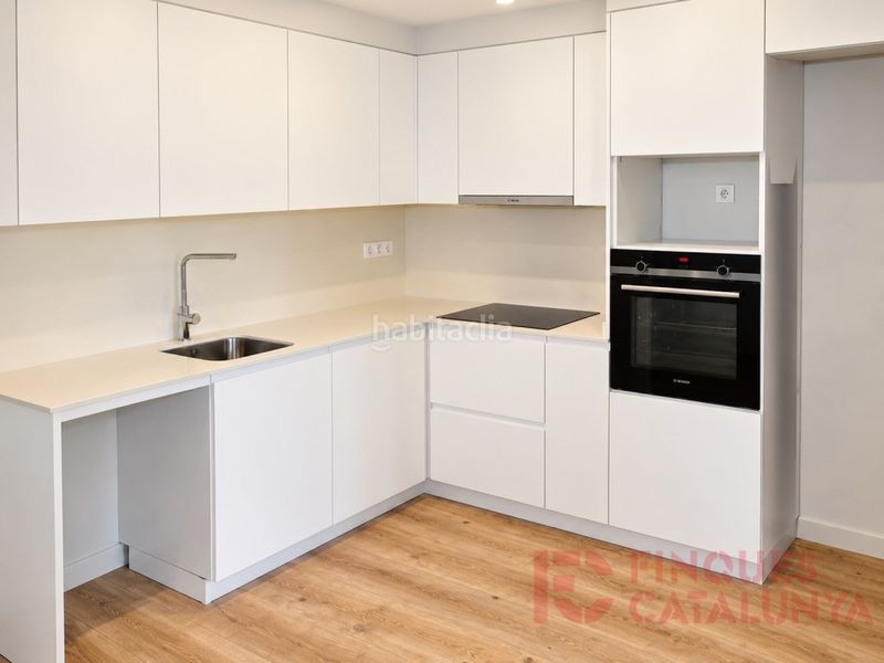 Foto 46d3daf7-ab41-4da7-8b46-89949ce9daf7. Pis amb aparcament a Centre-Barri Vell Girona
