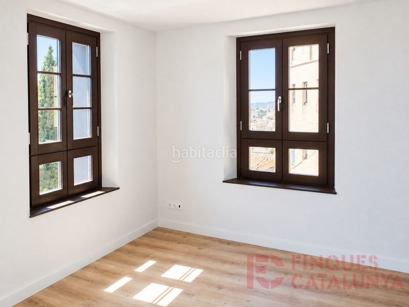 Foto 58468bcf-c85c-4da4-a8a3-dd7753a69d77. Pis amb aparcament a Centre-Barri Vell Girona