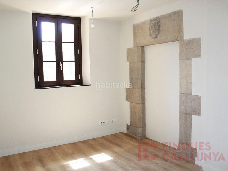 Foto 9250cedd-3379-42a7-b3f0-1f465c563a35. Piso  2 habitaciones venta en Centre-Barri Vell Girona