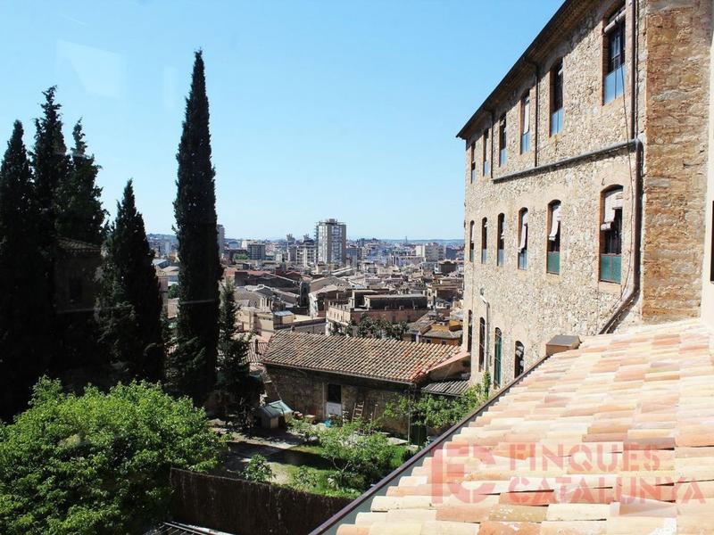 Foto d2f48a6a-7c9c-42fe-964b-072db6e49740. Piso  2 habitaciones venta en Centre-Barri Vell Girona