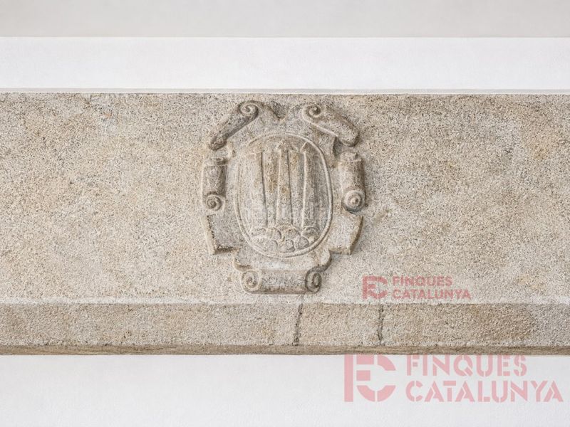 Foto facdb703-3a67-4f83-93ed-3e934922f60a. Pis amb aparcament a Centre-Barri Vell Girona