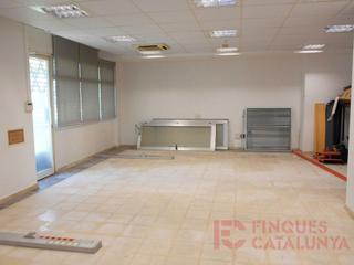 Local Comercial a Montilivi. Local comercial venta girona