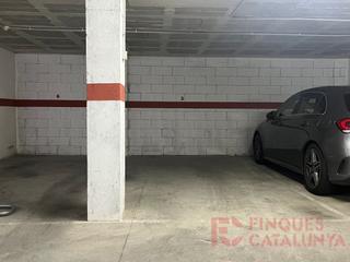 Aparcament cotxe a Eixample Sud-Migdia. Plaza de parking venta girona