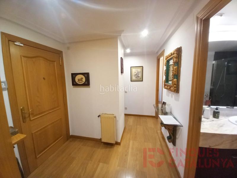 Foto 74eb0f28-84b4-416f-b22e-1f642f40a891. Appartamento in Montilivi Girona