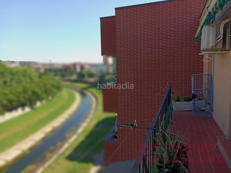 Foto 22498445-bc1a-4ff5-b4a1-8a1a4a20cb01. Àtic a Eixample Nord Girona