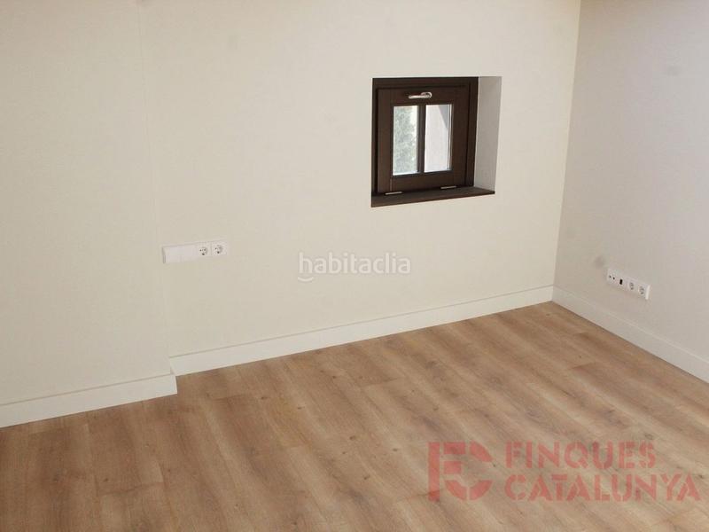 Foto eeffa36a-cc3f-499d-86d7-e6629eba2437. Dúplex amb aparcament a Centre-Barri Vell Girona