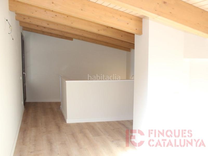 Foto 85f553a9-058b-4716-9ea4-48bea454a29a. Dúplex amb aparcament a Centre-Barri Vell Girona