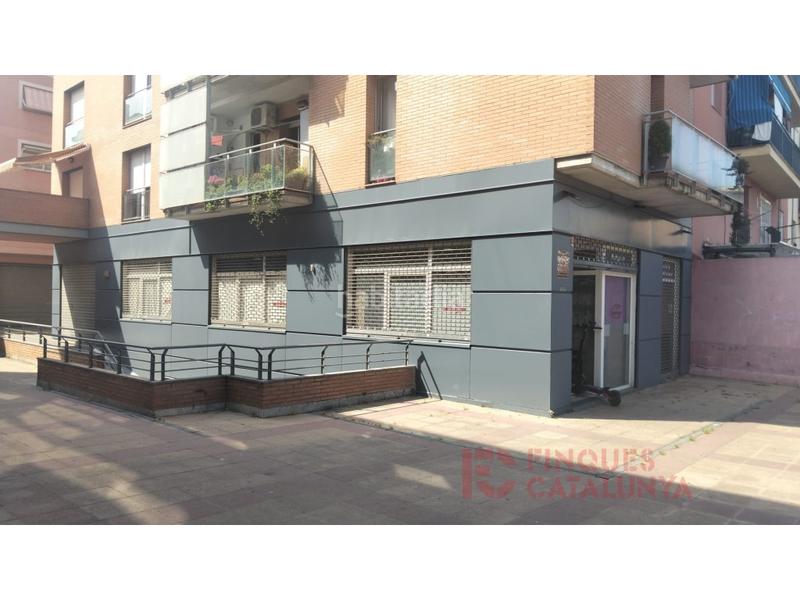 Foto 1f5f0d8d-0a9b-4492-9f95-9c43309deda4. Local comercial a Can Gibert del Pla Girona
