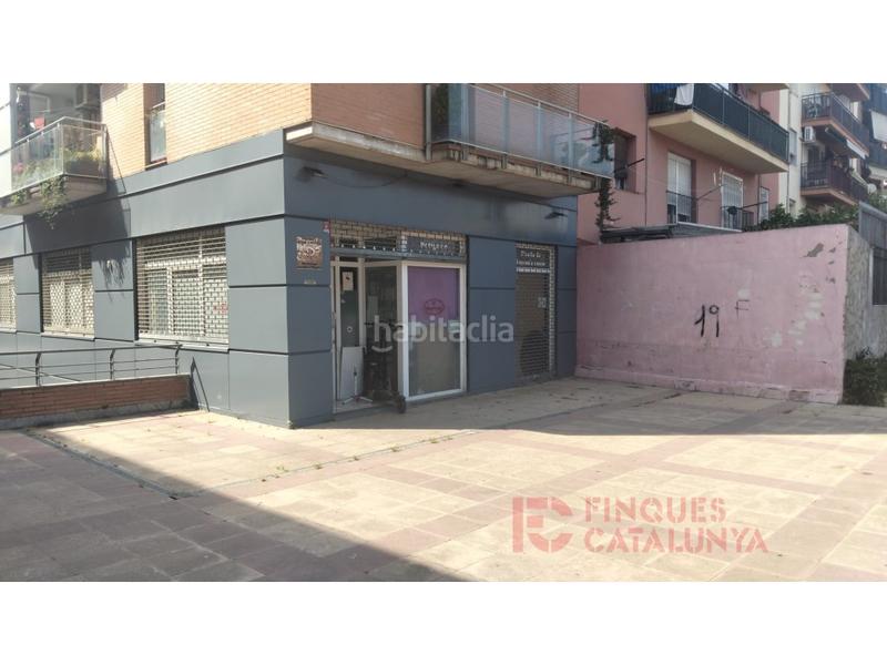 Foto 2bf81c9c-fe0c-46cf-baef-0394416bbb7c. Local comercial a Can Gibert del Pla Girona