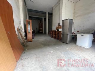 Local Comercial  N/a. Local en venta a eixample sud