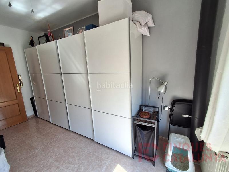 Foto 0f092e04-18f9-4118-9020-7d61256717cb. Casa  en venda al centre en Bescanó