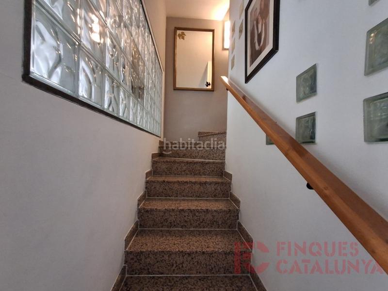 Foto ea589e6a-93aa-4f99-ac78-187c5cf87102. Casa  en venda al centre en Bescanó