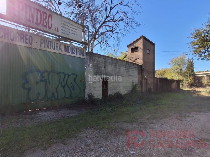 Foto 4739ccaf-772b-4e4f-9d5f-a92c2ffa8779. Gewerbliches grundstück in Quart