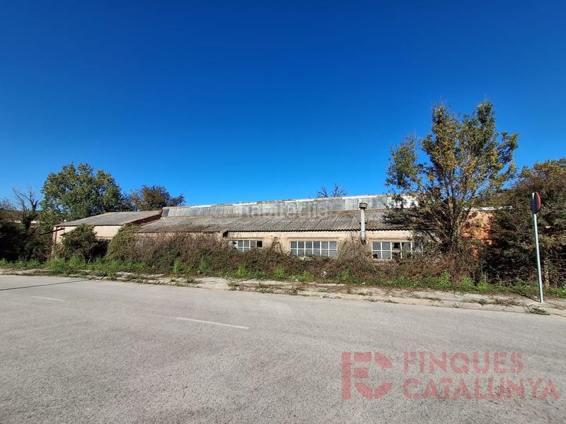 Foto 89934fd3-b271-43e7-94e2-44af35168f51. Gewerbliches grundstück in Quart