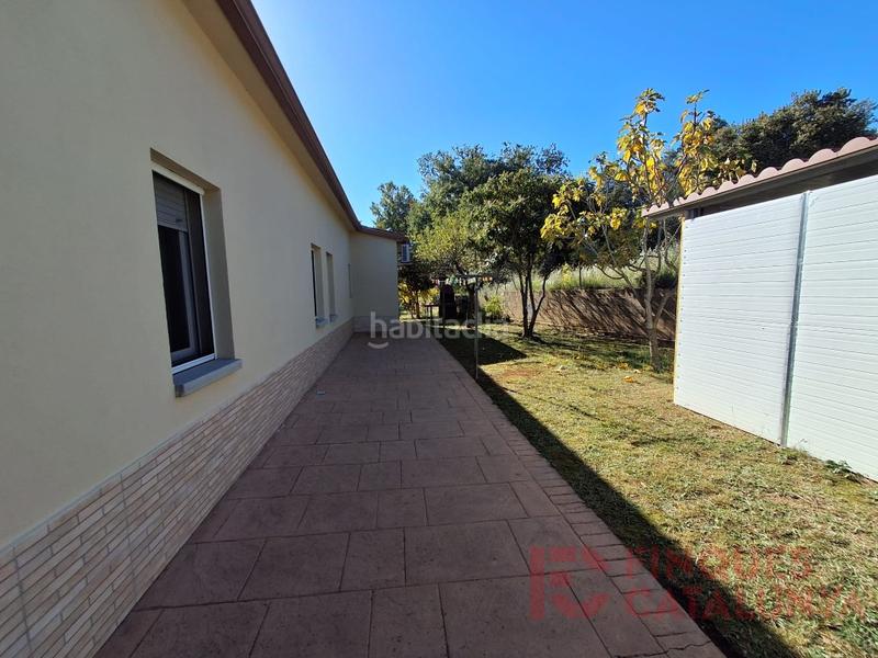 Foto 1fc0adec-4f1b-49de-856b-26648177b985. Casa amb aparcament a Bescanó