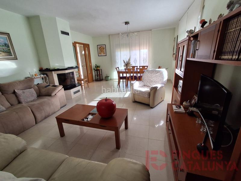 Foto 2a562c11-b76a-46d6-8a66-e1fbc1c430b5. Casa amb aparcament a Bescanó