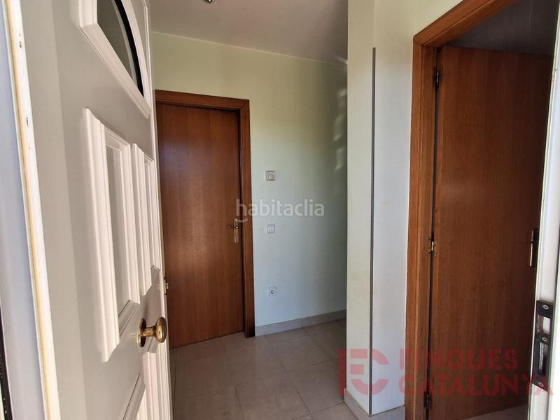 Foto 377b0dd2-0851-46c2-ae4e-eb8746d2ec6f. Casa amb aparcament a Bescanó