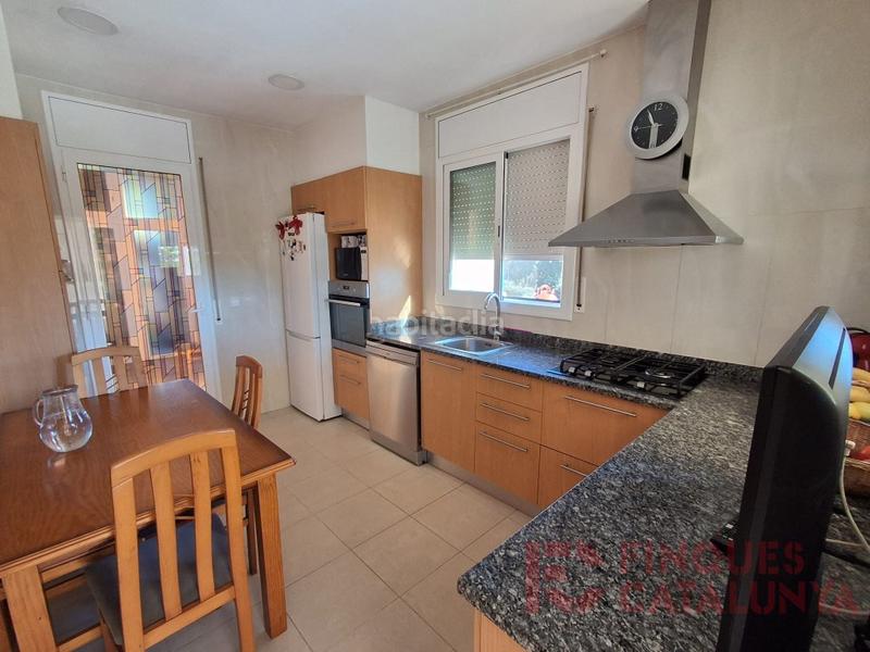 Foto 7872fa92-1214-467b-b0b0-70ce87be11e2. Casa amb aparcament a Bescanó