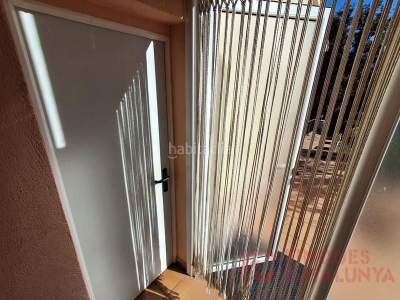 Foto 7d273a90-9a4a-49f1-8816-bf01e4c63419. Casa amb aparcament a Bescanó