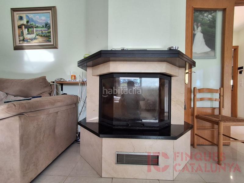 Foto 87fc0336-8a39-4f26-8416-3dc807e9f15a. Casa amb aparcament a Bescanó