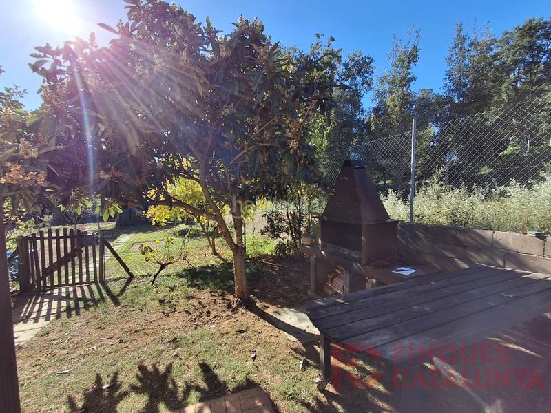 Foto fe085956-76b2-4312-a0e2-47b71af37b8f. Casa amb aparcament a Bescanó