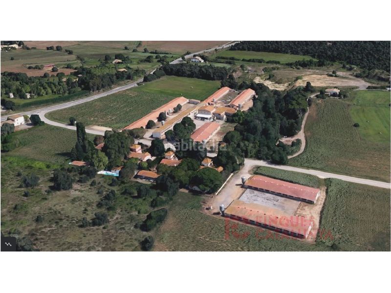 Foto c7f735a1-7429-4fe2-85bd-b3beb55dd395. Masia a Bescanó