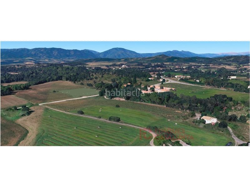 Foto e88930fd-8342-4a62-80b9-9c5d1e6fa0f7. Masia a Bescanó