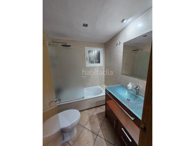 Foto e8d8f4cc-6d52-4352-b6f1-94a1bc344ce8. Piso pis zona migdia en Eixample Sud-Migdia Girona